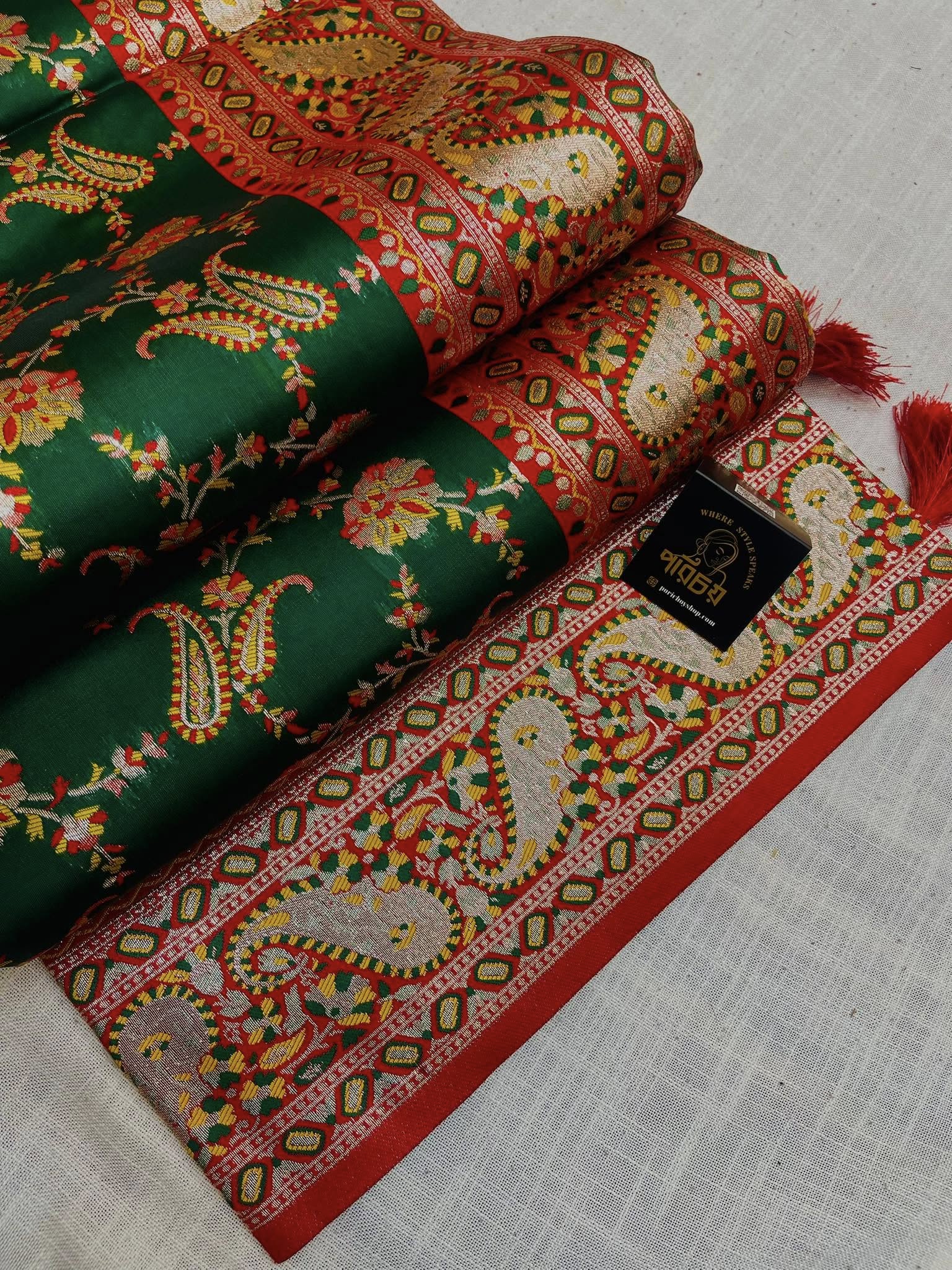 হ্যান্ডলুম কাতান সিল্ক শাড়ি - Image 2